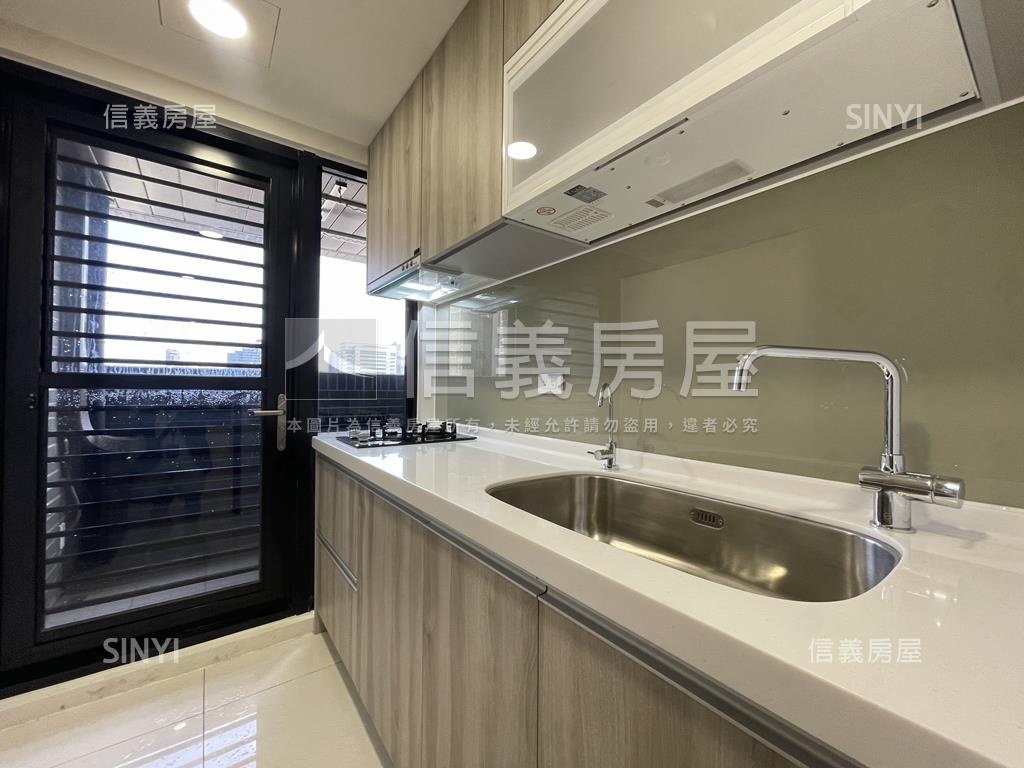五福學區時尚帝寶兩房房屋室內格局與周邊環境