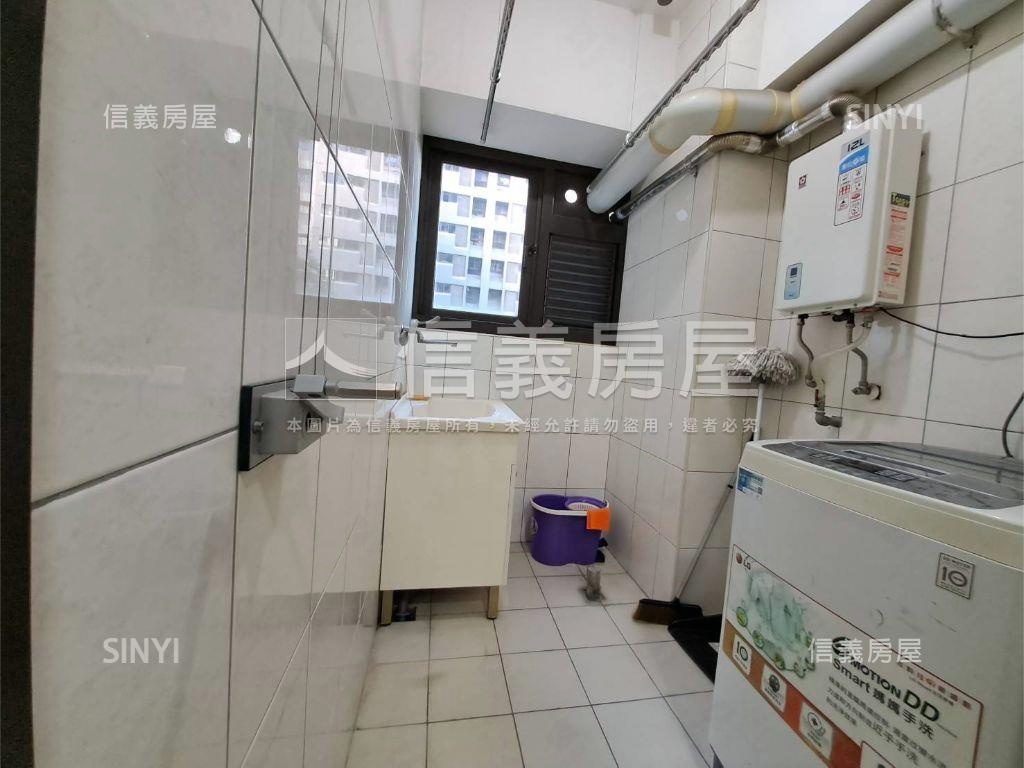 悠活郡精裝兩房平車房屋室內格局與周邊環境