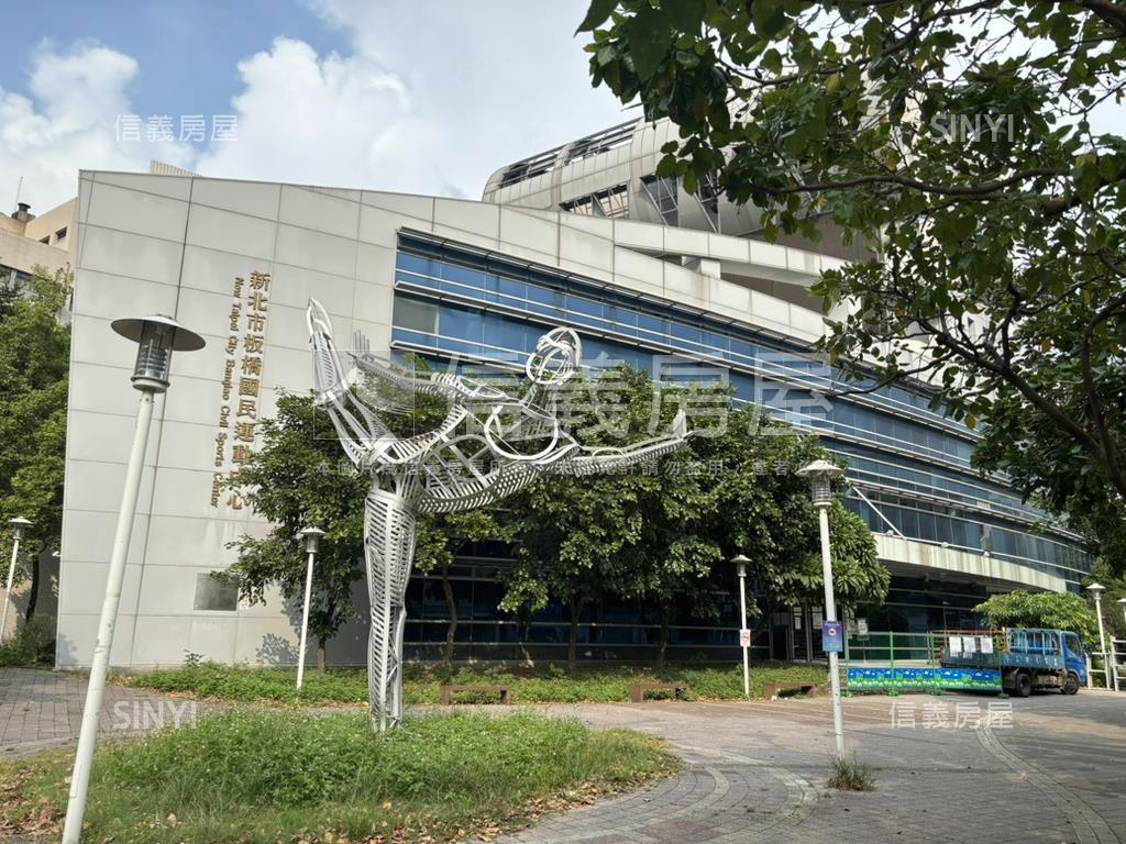 學校旁～金華街一樓住辦房屋室內格局與周邊環境