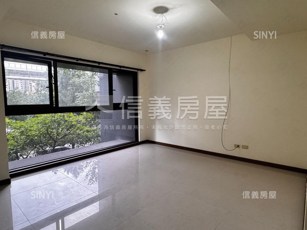 頭前稀有大坪數高ＣＰ空間房屋室內格局與周邊環境
