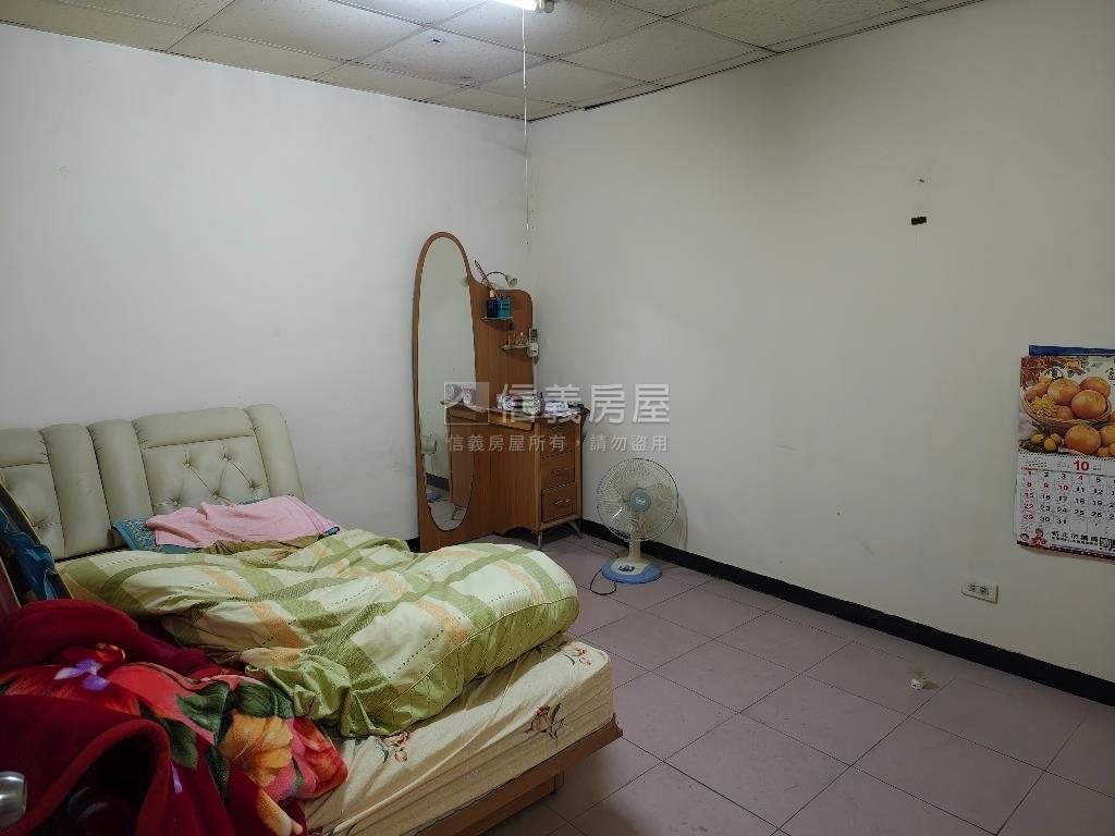 低總價新海路５＋６公寓房屋室內格局與周邊環境