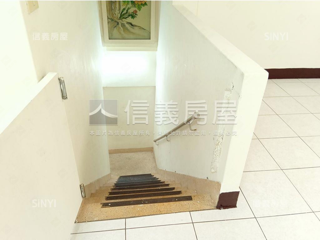 江南靜巷近港墘站庭院一樓房屋室內格局與周邊環境