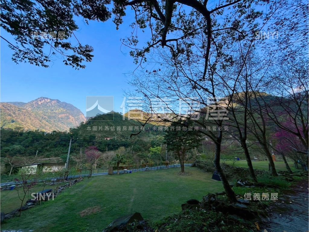 已規劃好尖石鄉露營美地房屋室內格局與周邊環境
