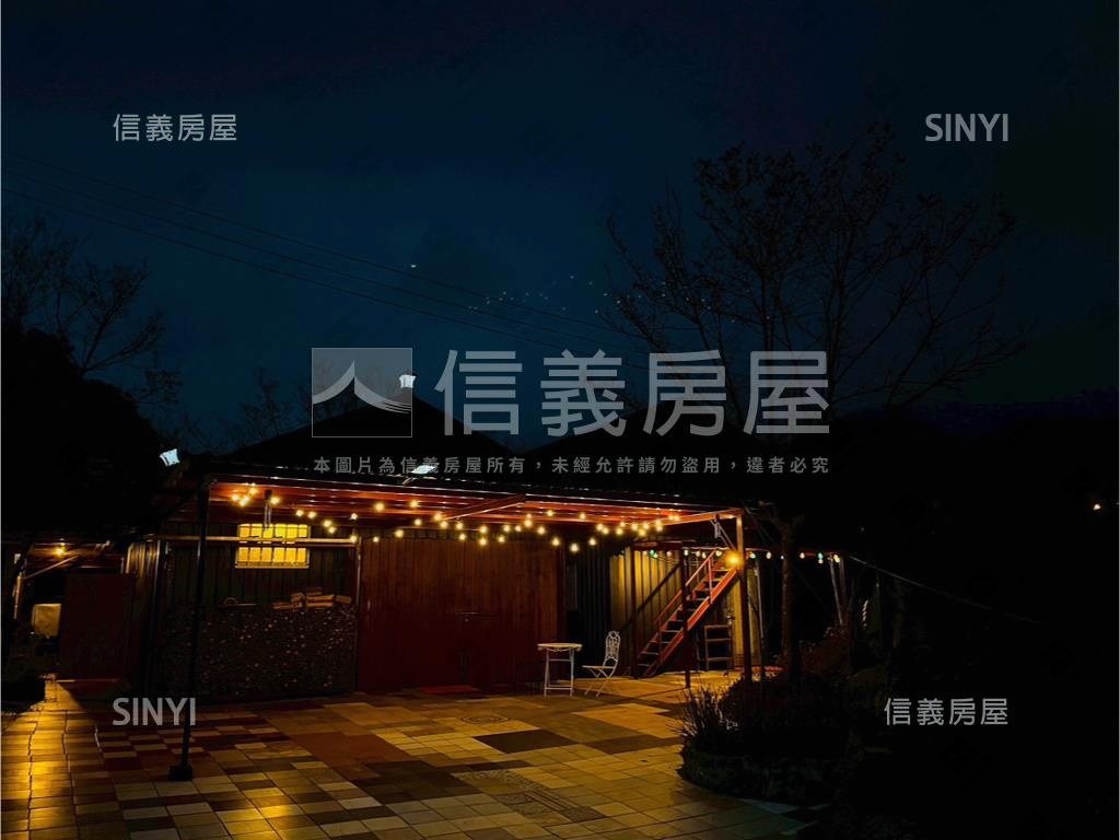 已規劃好尖石鄉露營美地房屋室內格局與周邊環境