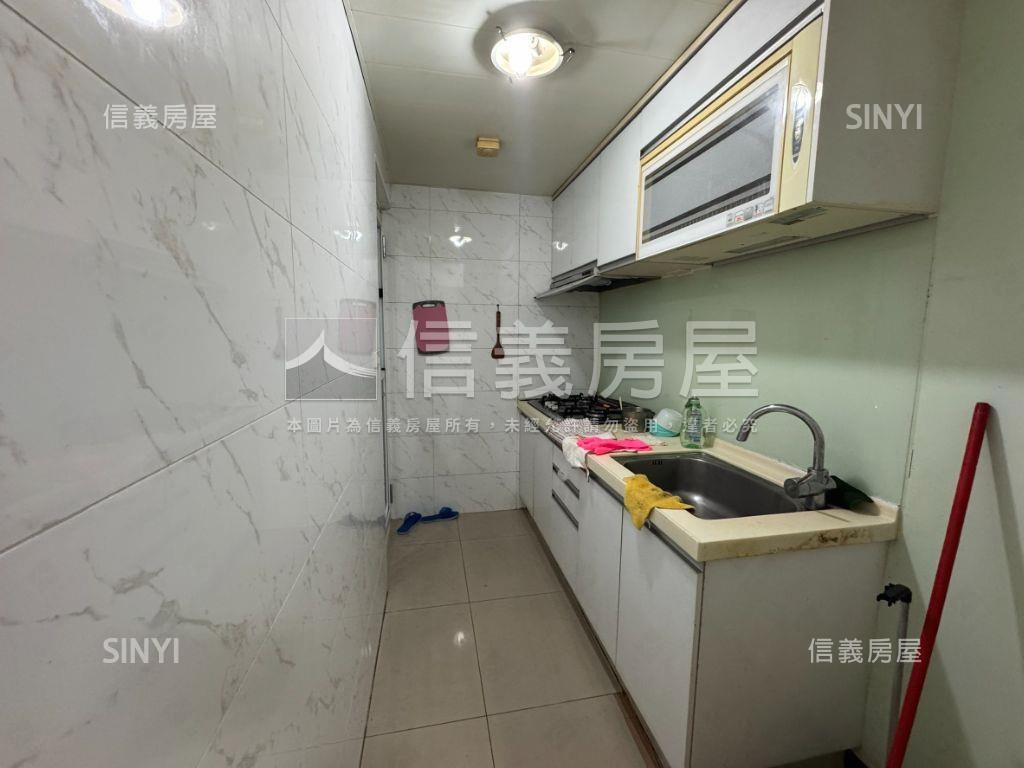 首購首選法國香榭三房房屋室內格局與周邊環境
