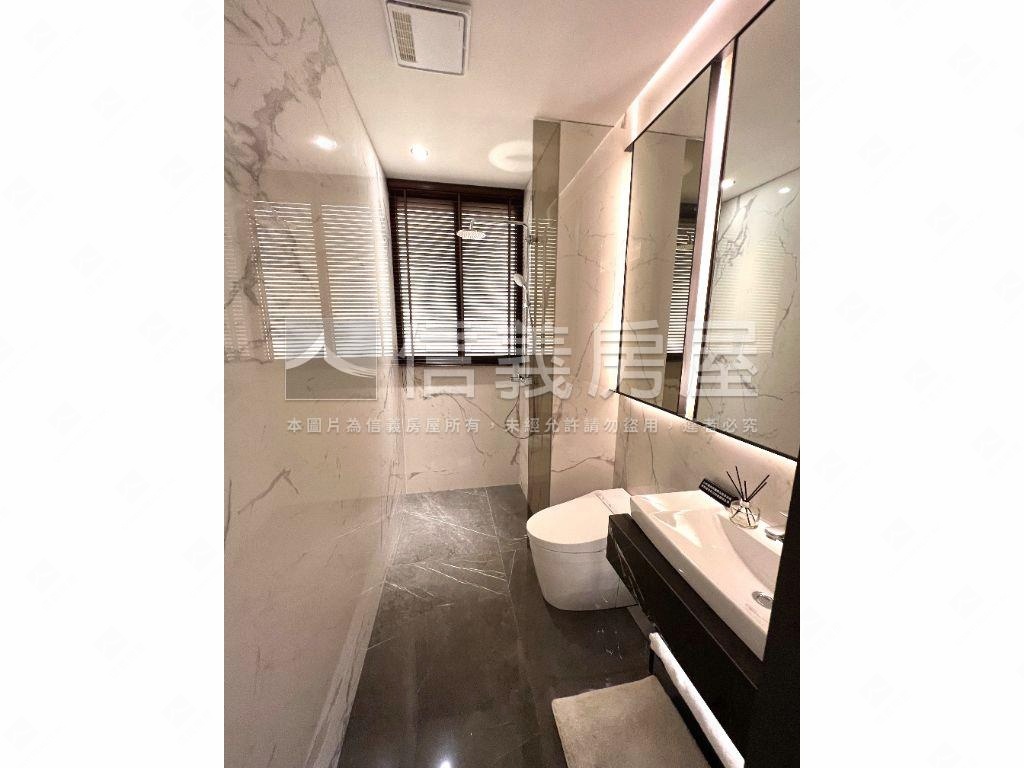 新美齊ｔｈｅｔｏｐ露臺戶房屋室內格局與周邊環境