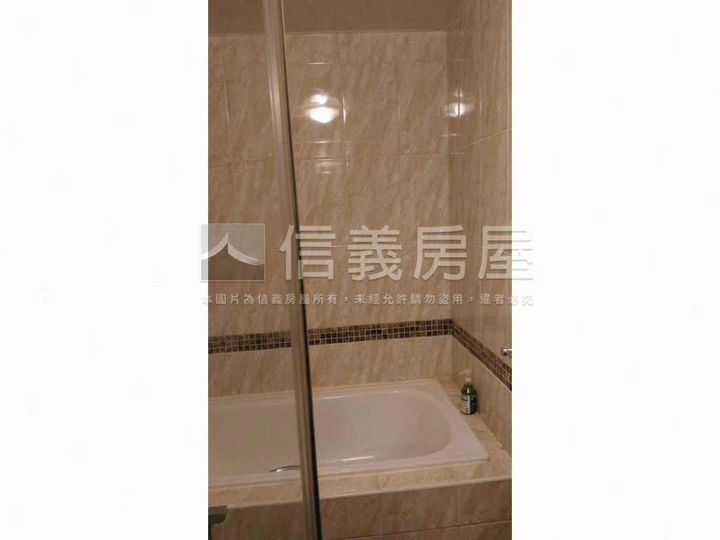 心天母質感兩房車位房屋室內格局與周邊環境