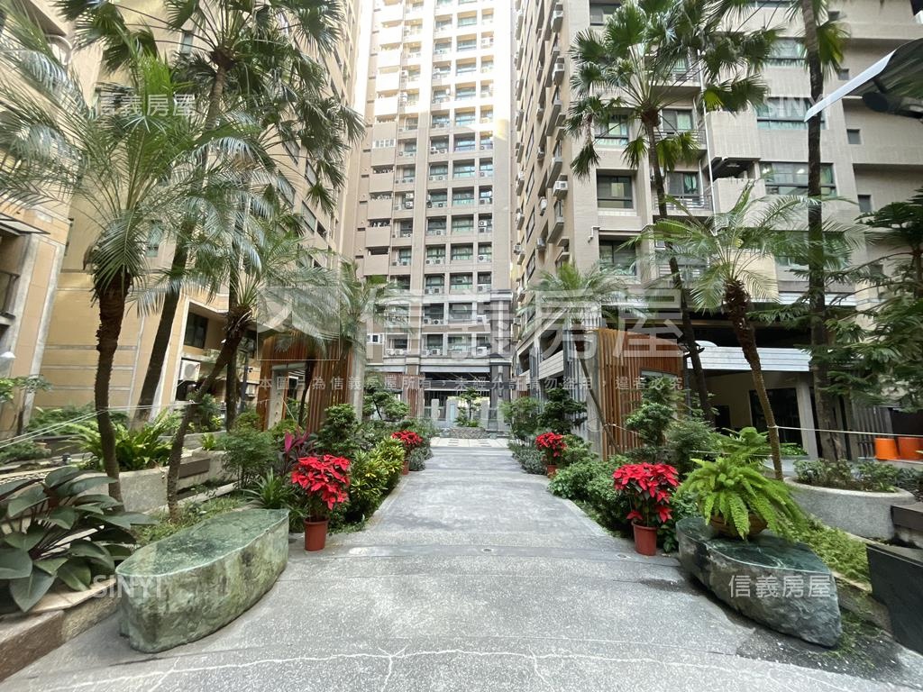 亞灣邊間三面採光三房平車房屋室內格局與周邊環境