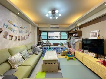 亞灣邊間三面採光三房平車