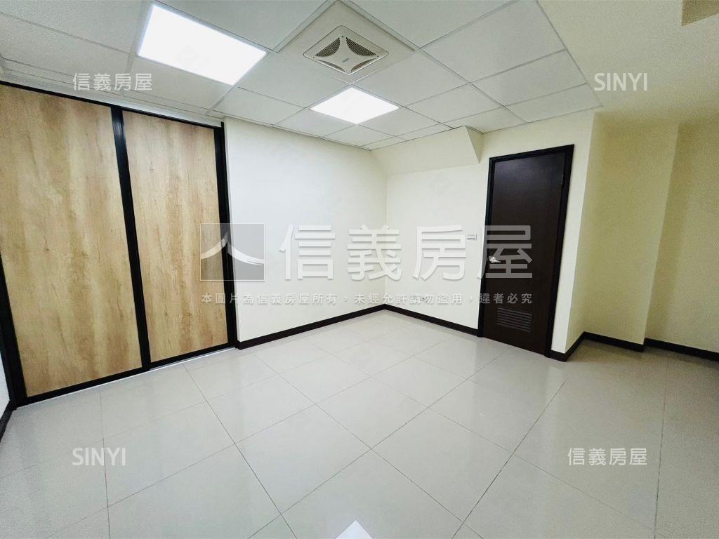 邊間質感雙車位透天房屋室內格局與周邊環境