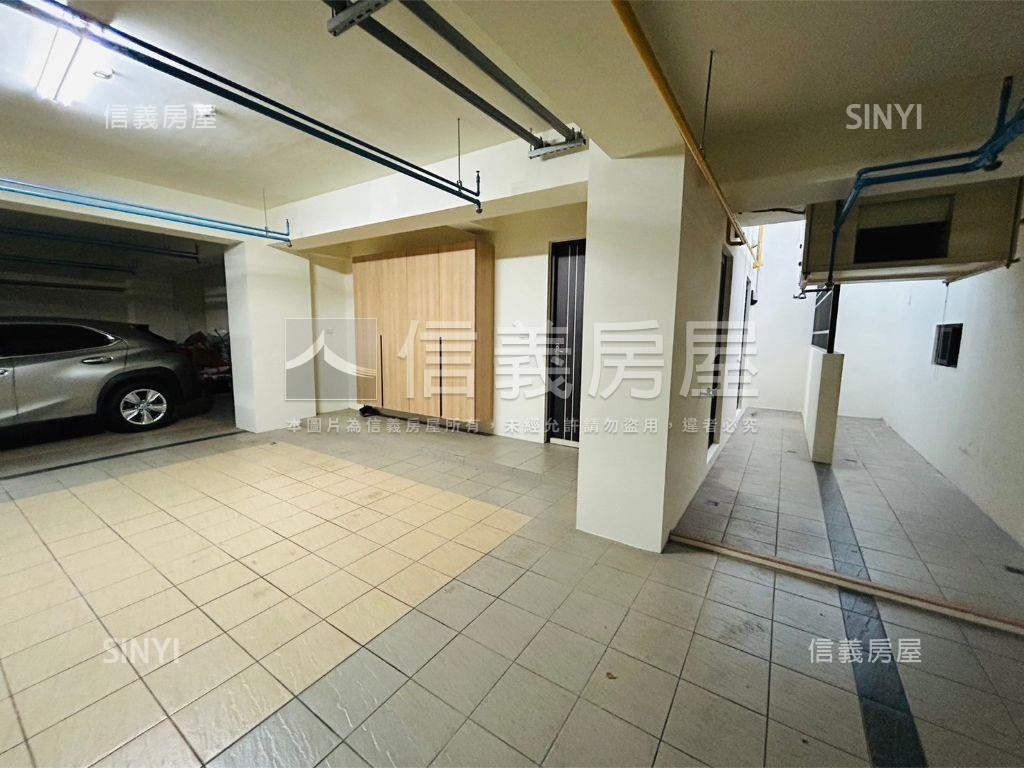 邊間質感雙車位透天房屋室內格局與周邊環境