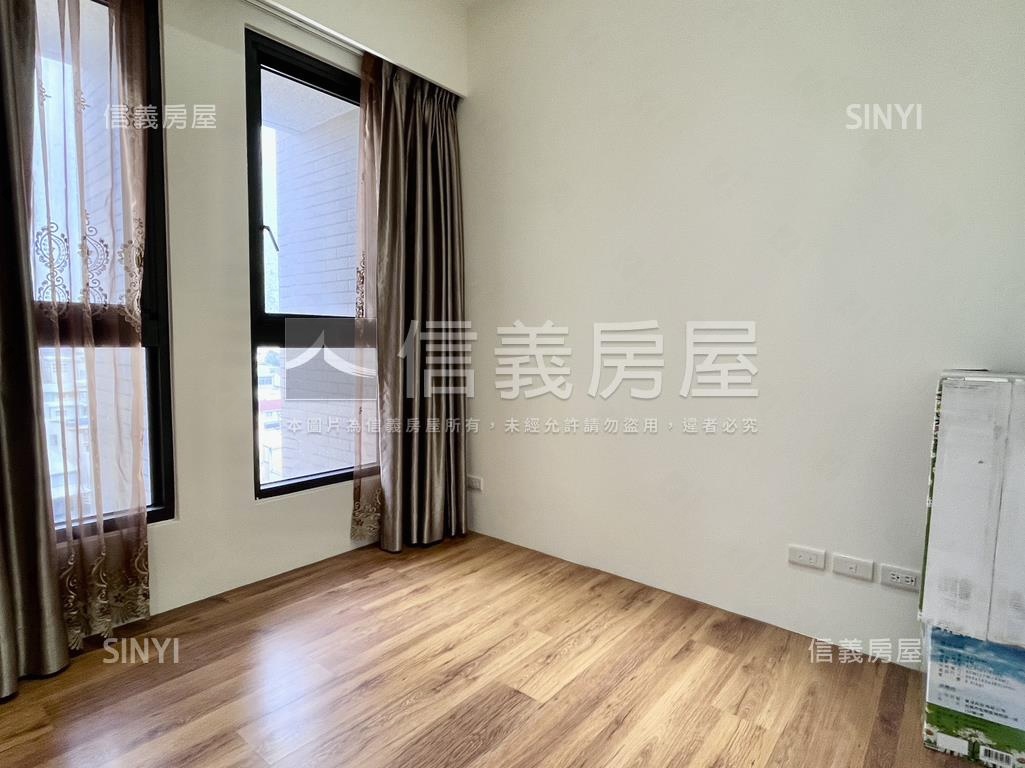 兩房平車輕屋齡附裝潢房屋室內格局與周邊環境