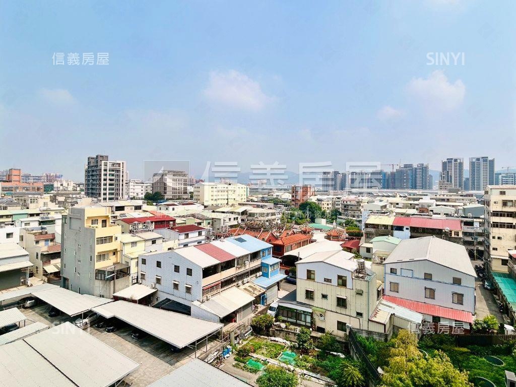 潭子兩房平車輕屋齡附裝潢房屋室內格局與周邊環境
