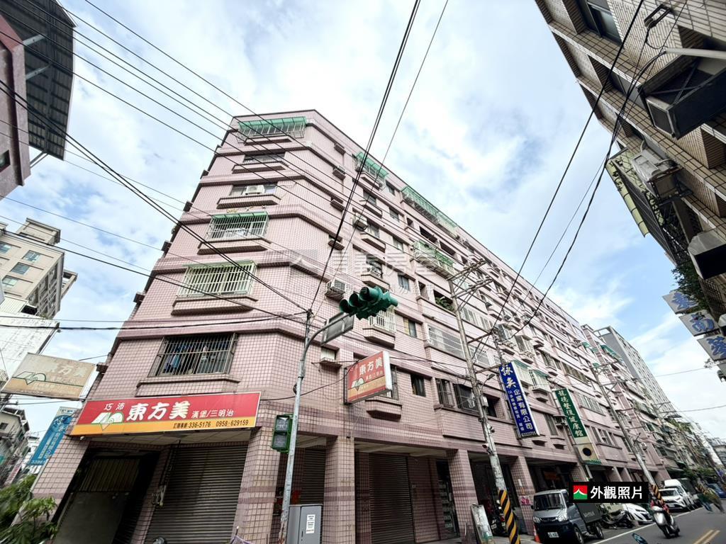 長春路★邊間採光大器三房房屋室內格局與周邊環境