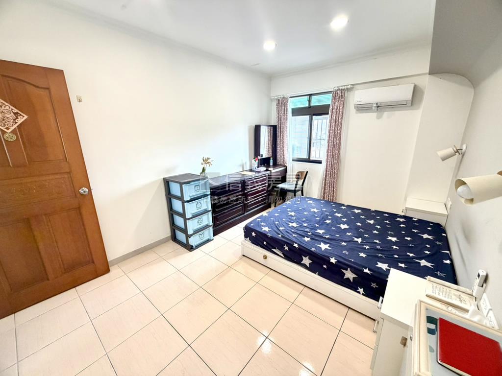 長春路★邊間採光大器三房房屋室內格局與周邊環境