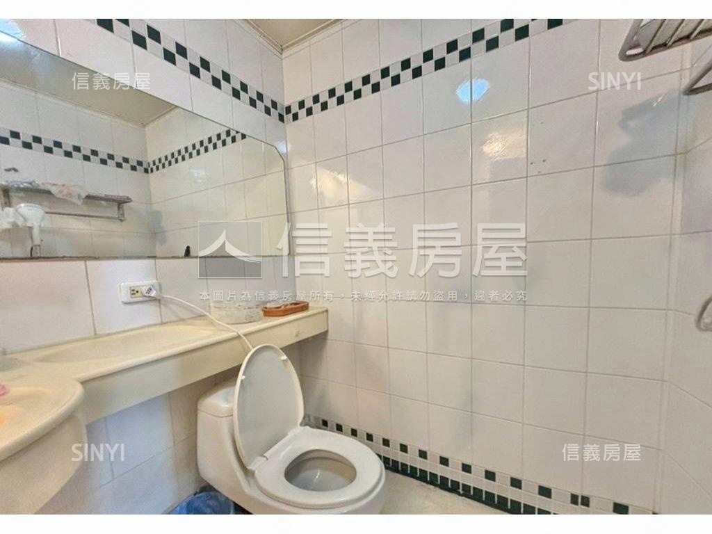 近曉明女中Ｉ世代大三房房屋室內格局與周邊環境