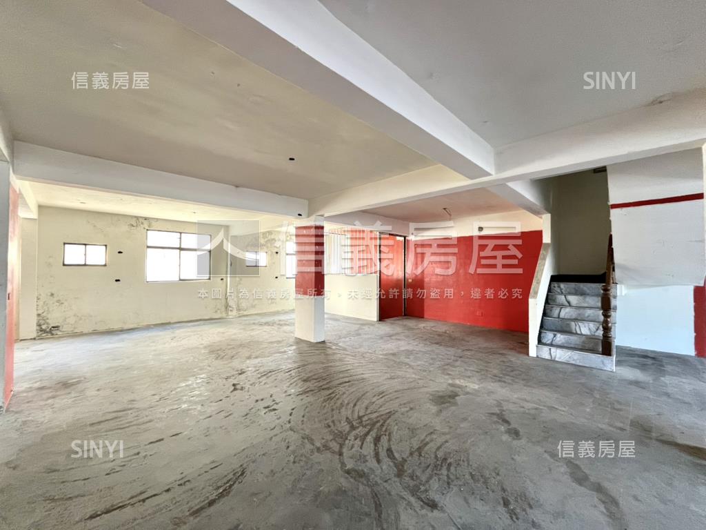 岡山正路大面寬旗艦店霸Ｉ房屋室內格局與周邊環境