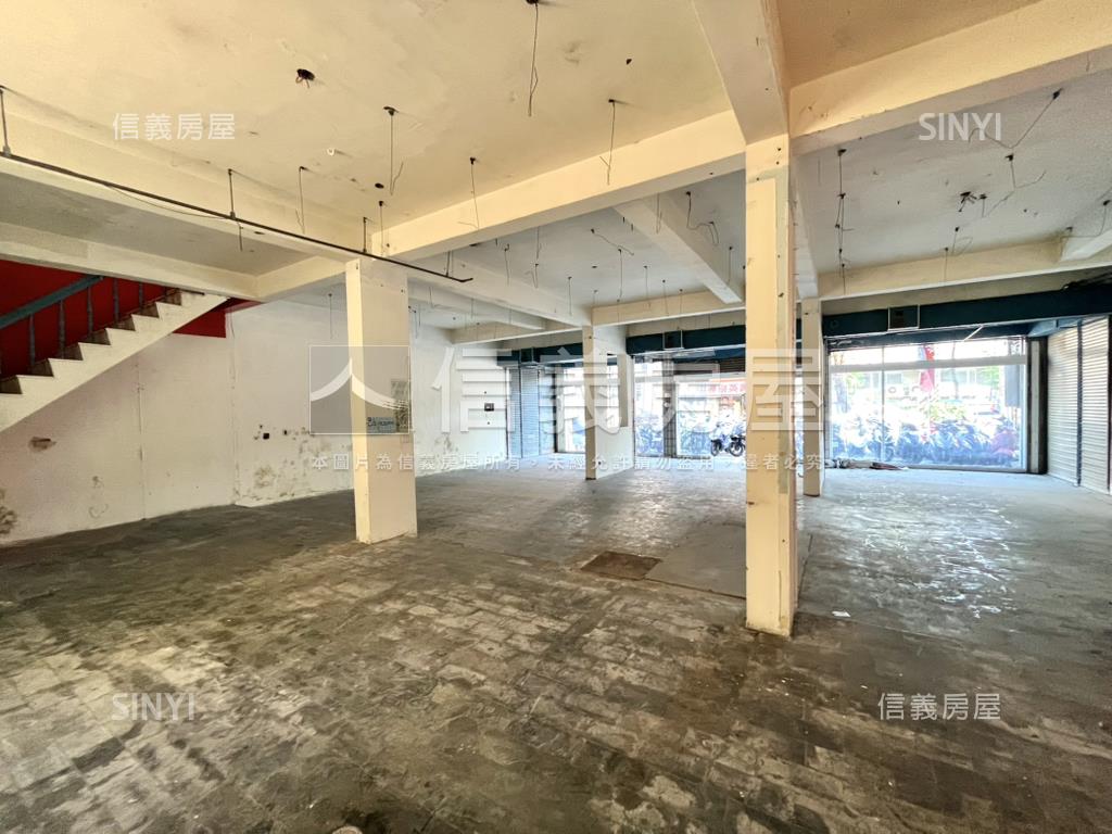 岡山正路大面寬旗艦店霸Ｉ房屋室內格局與周邊環境