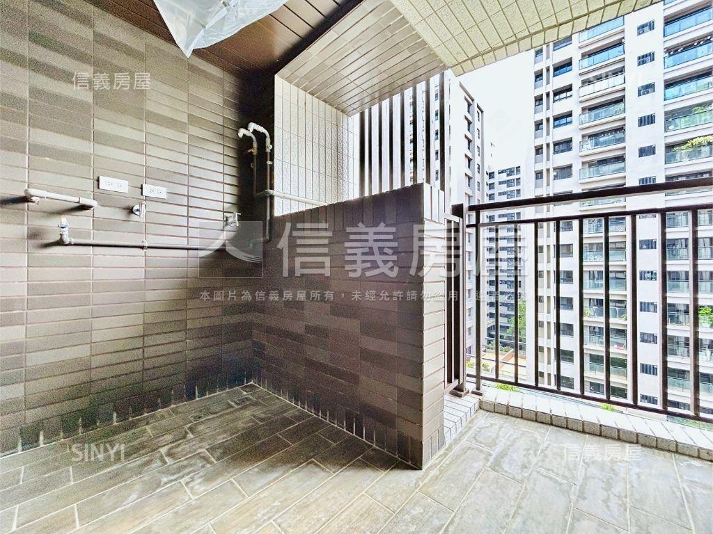 全新剛交屋綠雅圖兩房平車房屋室內格局與周邊環境