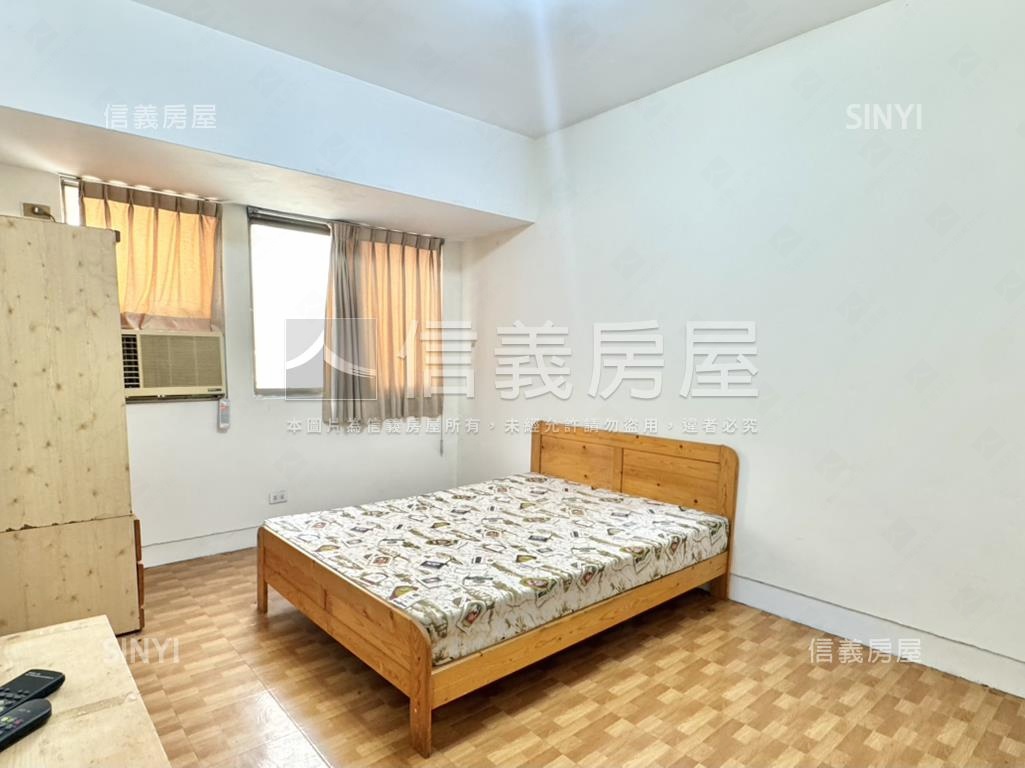 近文心森林捷運站電梯套房房屋室內格局與周邊環境