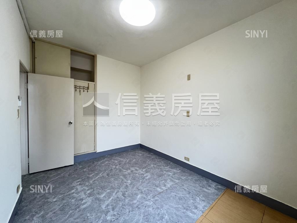 近萬隆捷運稀有方正２樓房屋室內格局與周邊環境