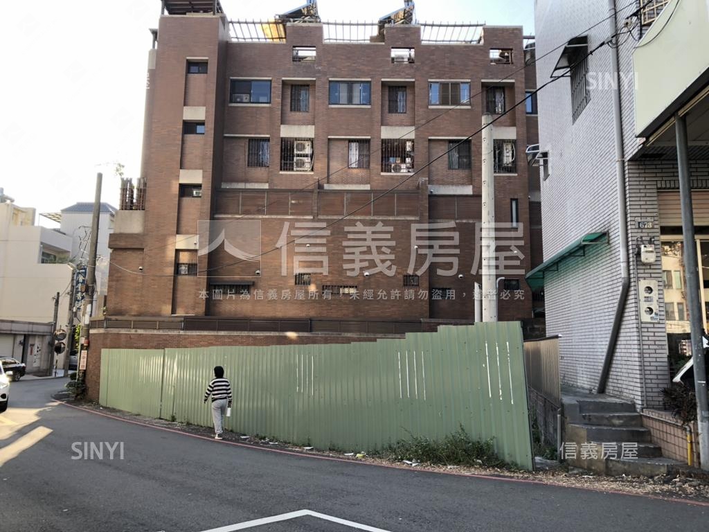 二期大面寬土地房屋室內格局與周邊環境