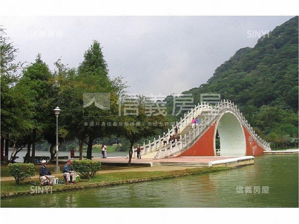 獨棟國家別墅大庭院房屋室內格局與周邊環境