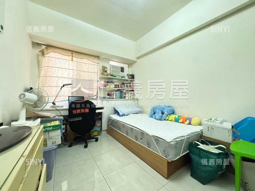 面龍華國中三房平車房屋室內格局與周邊環境