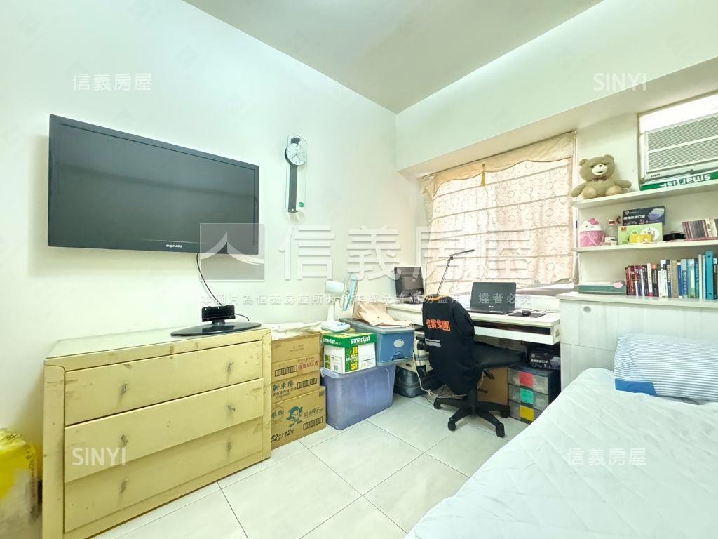 面龍華國中三房平車房屋室內格局與周邊環境