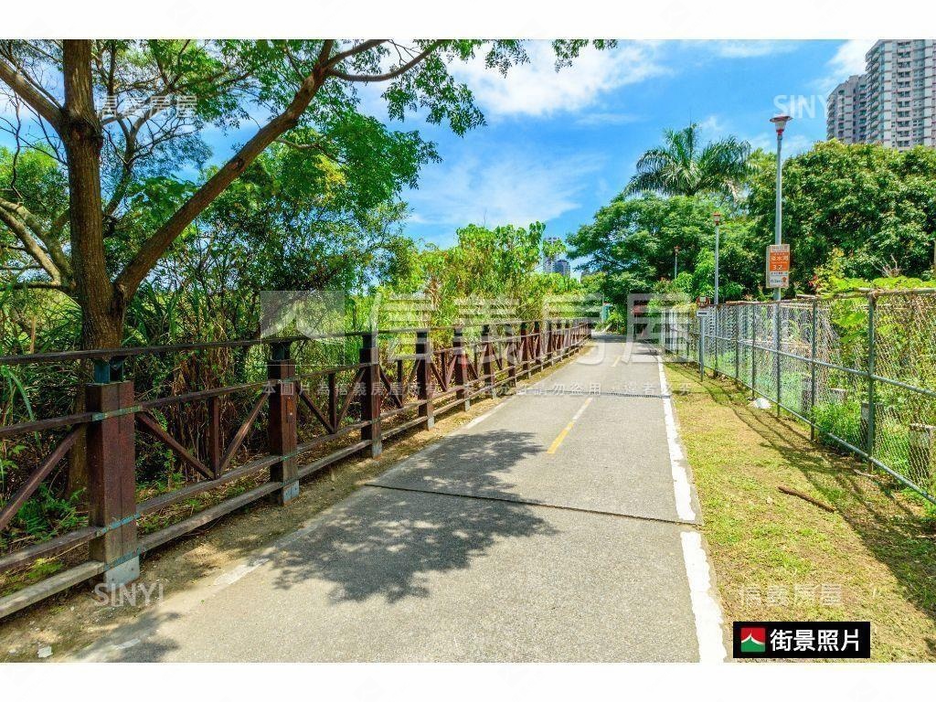 淡金路坡道平面車位房屋室內格局與周邊環境