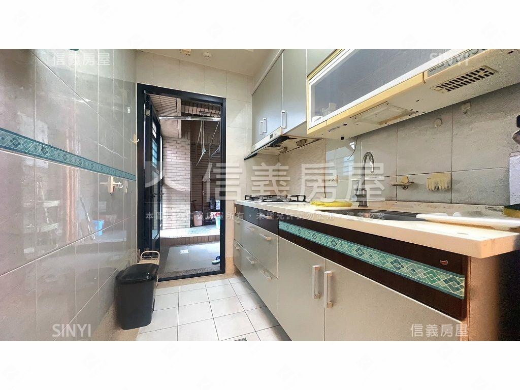 捷運兆雄天賞ＩＩ稀有釋出房屋室內格局與周邊環境