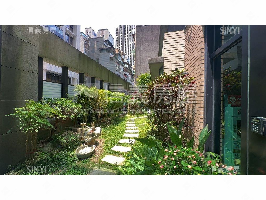 捷運兆雄天賞ＩＩ稀有釋出房屋室內格局與周邊環境