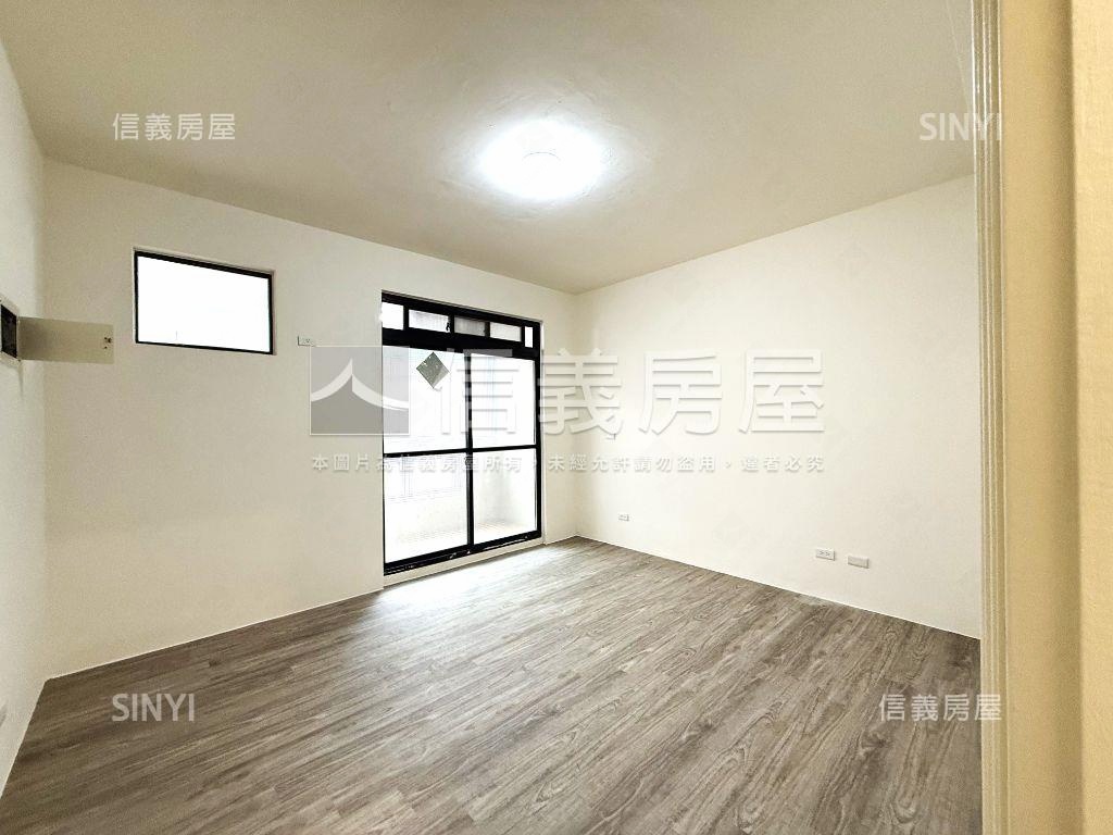 酷大面寬四房別墅房屋室內格局與周邊環境