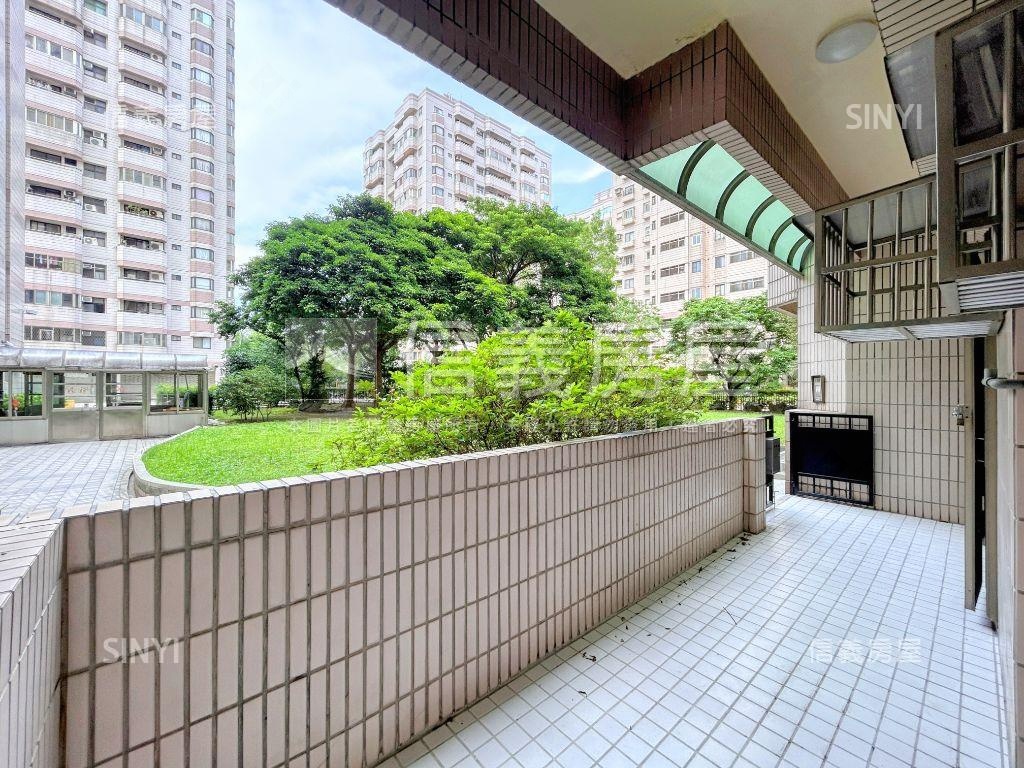 稀有*國泰近未來捷運站房屋室內格局與周邊環境