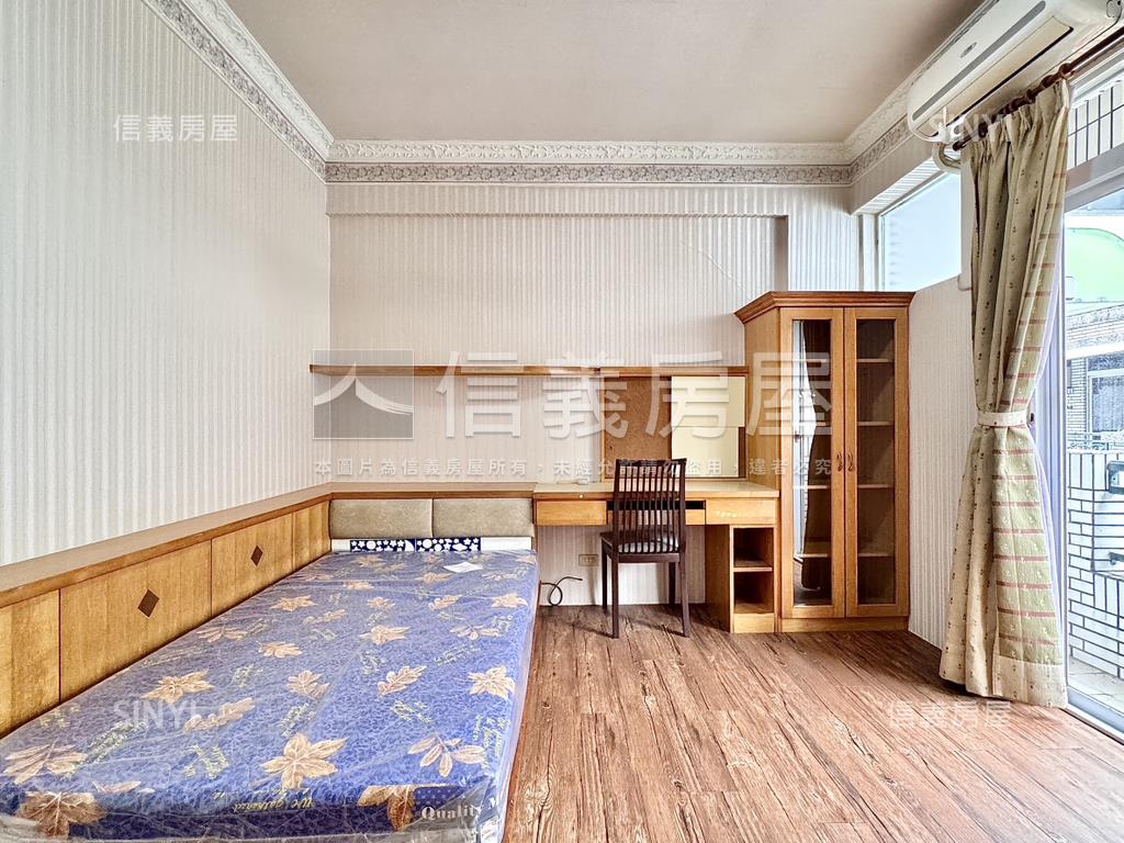 仁武車庫採光透天房屋室內格局與周邊環境