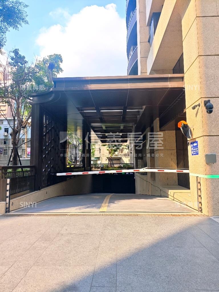 松德長虹崗石豪邸房屋室內格局與周邊環境