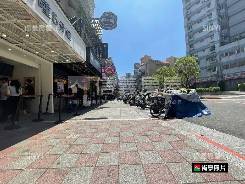 新象年代近港墘站低總金店房屋室內格局與周邊環境