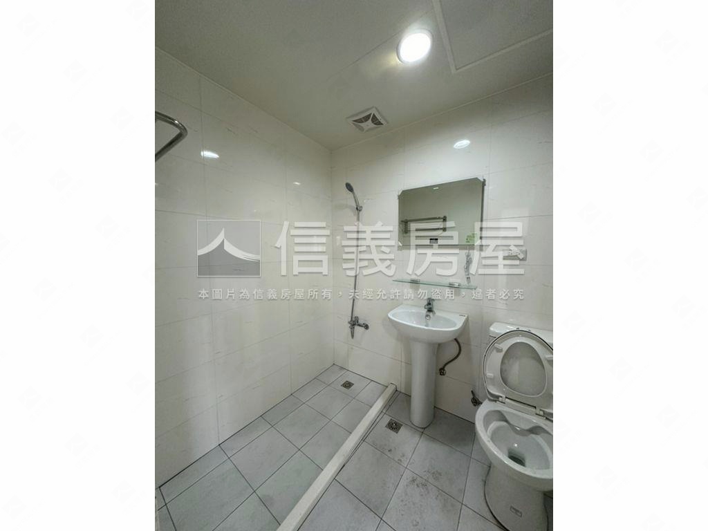 板橋車站四樓美寓房屋室內格局與周邊環境