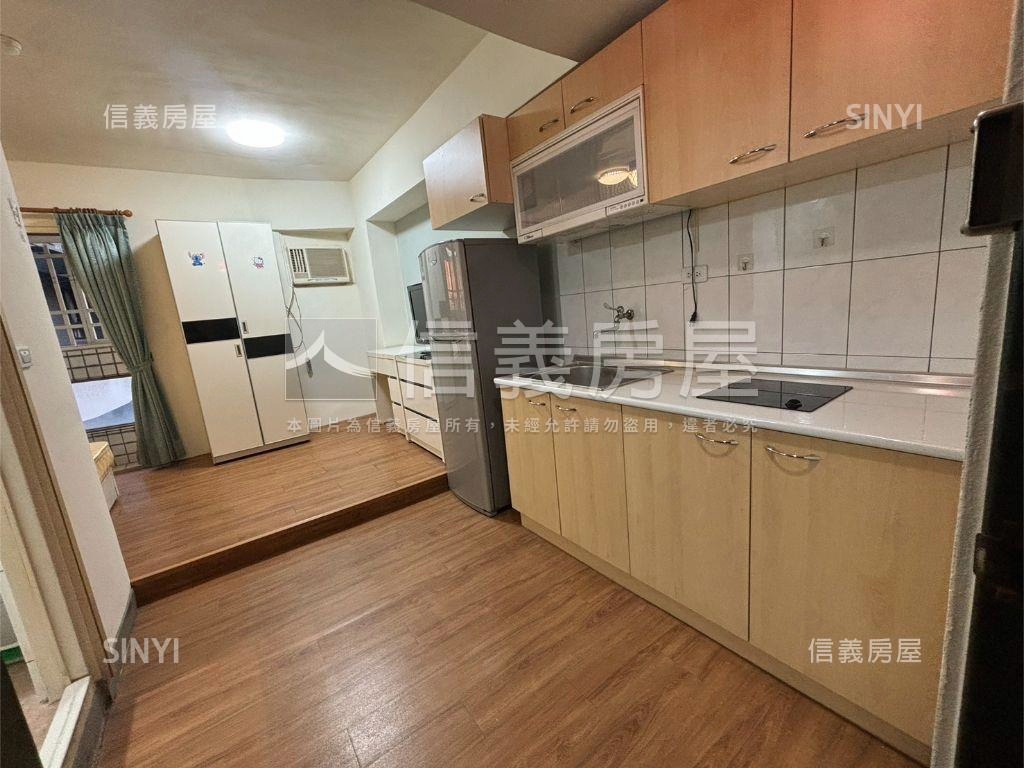 中國醫დ一中陽台大套房房屋室內格局與周邊環境