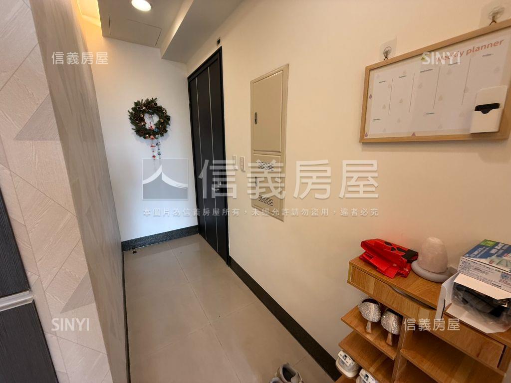 朝南次頂樓視野兩房平車位房屋室內格局與周邊環境