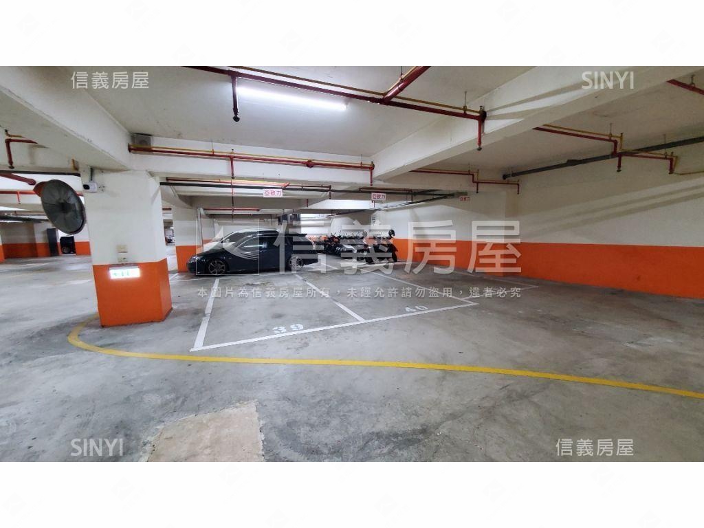 凱旋鋼骨１７６坪三面採光房屋室內格局與周邊環境