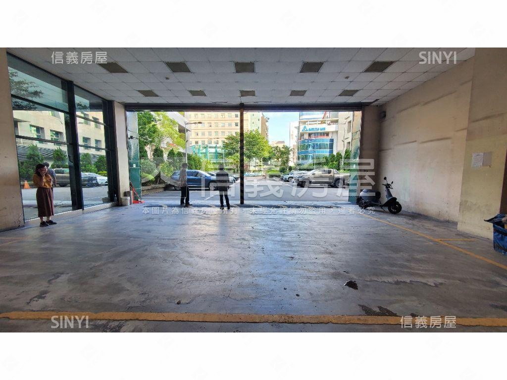 凱旋鋼骨１７６坪三面採光房屋室內格局與周邊環境