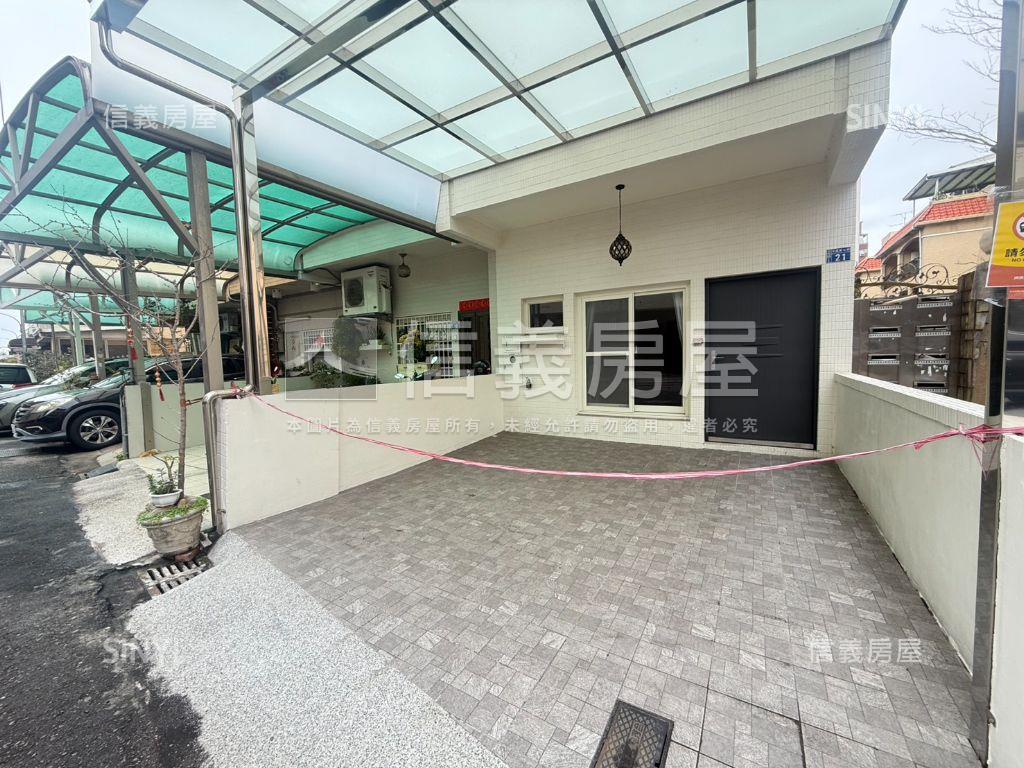 國泰雙面採光邊間墅房屋室內格局與周邊環境