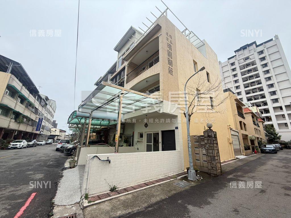 國泰雙面採光邊間墅房屋室內格局與周邊環境