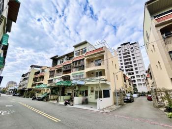 雙面採光邊間別墅可停雙車