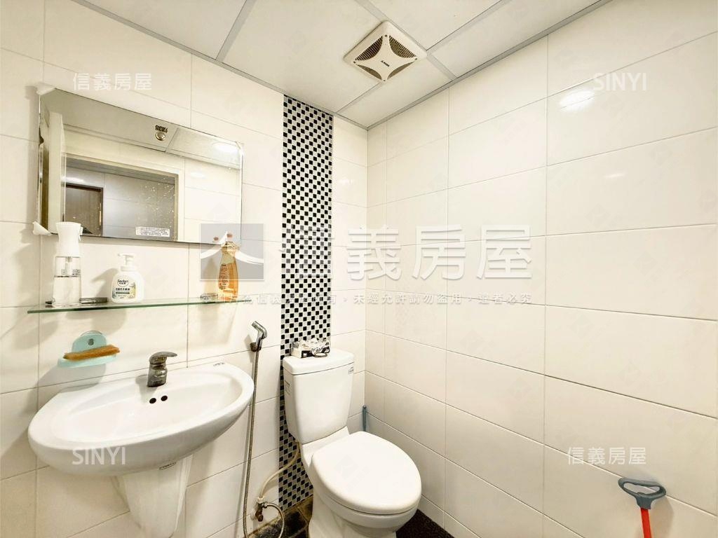 博愛明華｜翻新｜採光商辦房屋室內格局與周邊環境