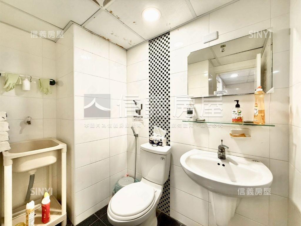 博愛明華｜翻新｜採光商辦房屋室內格局與周邊環境