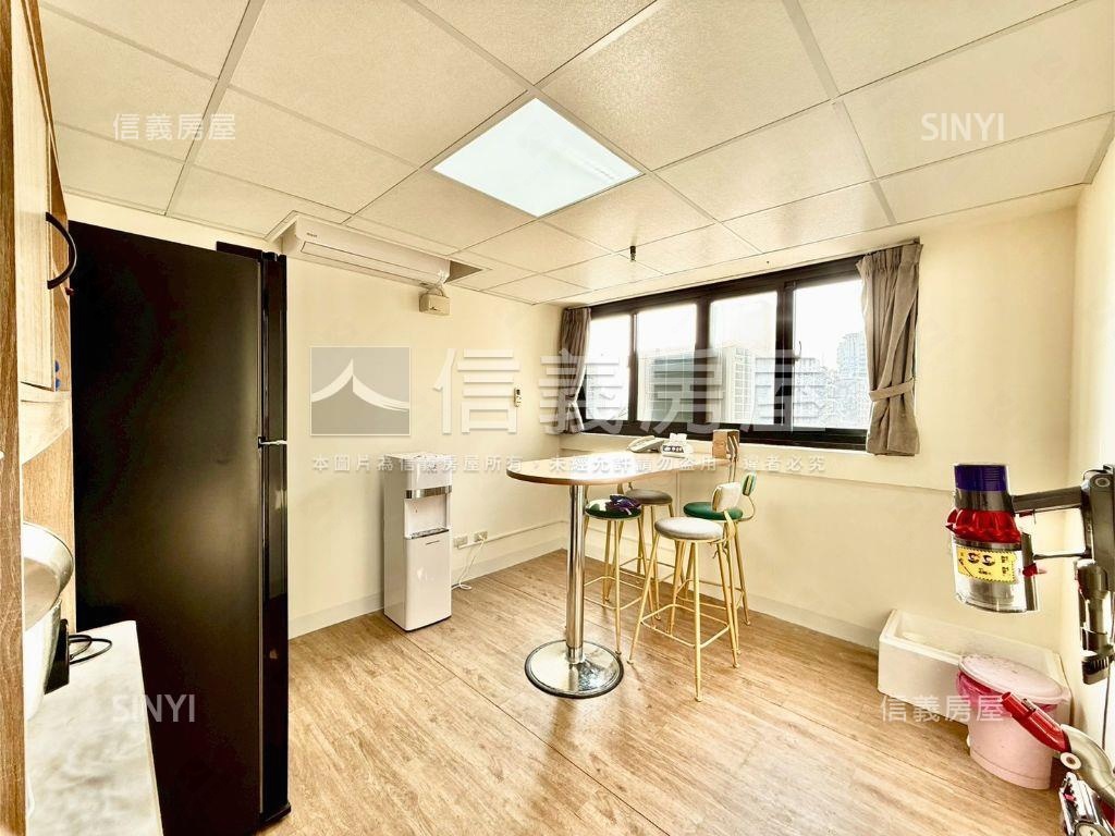 博愛明華｜翻新｜採光商辦房屋室內格局與周邊環境