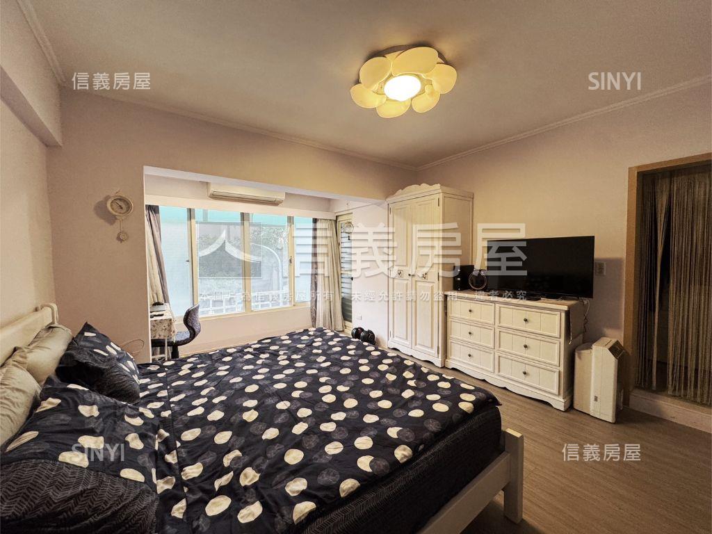 大湖臨公園精美一樓房屋室內格局與周邊環境