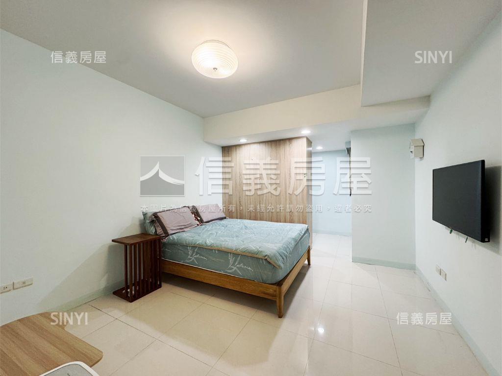 大湖臨公園精美一樓房屋室內格局與周邊環境